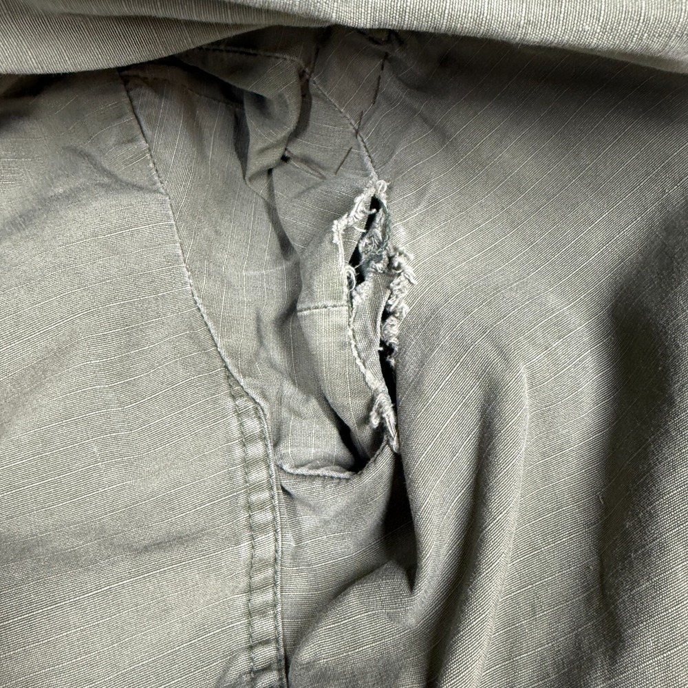 Vintage Army Camo Coat Jacket Cold Weather Small Long Woodland Distressed FLAW - Picture 16 of 16